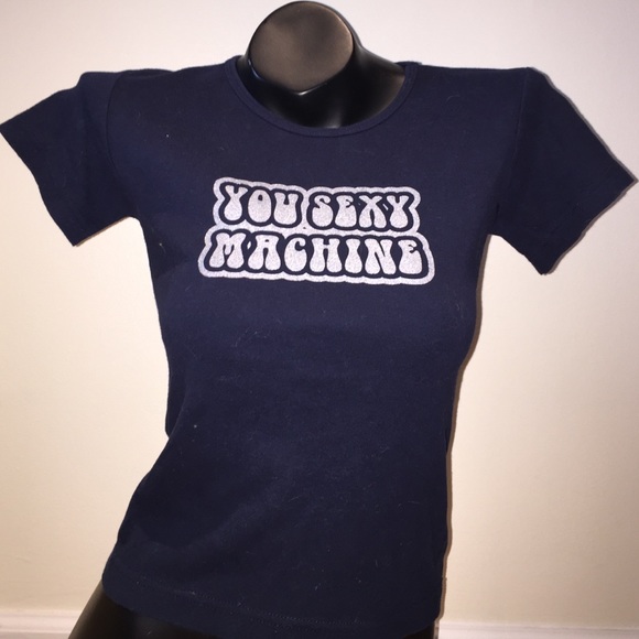 2000s graphic top