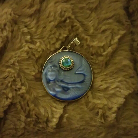 Pendant