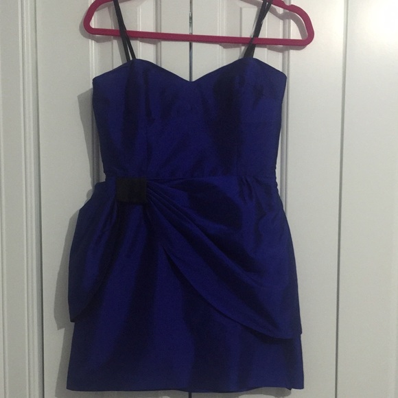 ✨Stunning Dress from bebe✨