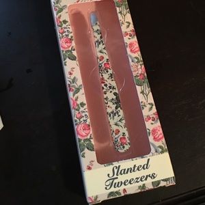 Fancy tweezer