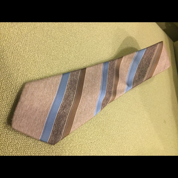Men's brown and blue tie