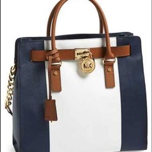 ISO this exact bag in medium