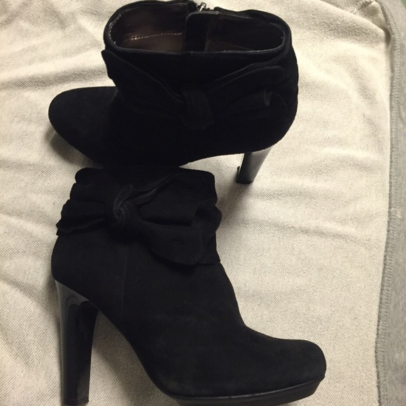 DKNYC Black suede