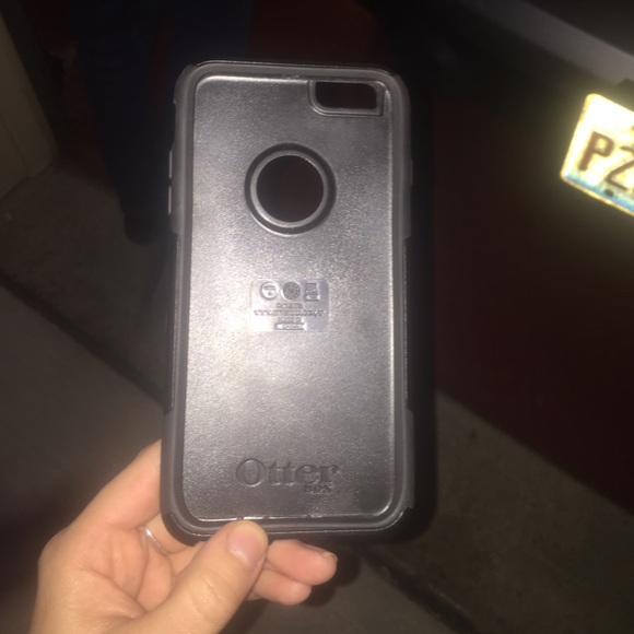 iPhone 6 Plus otter box