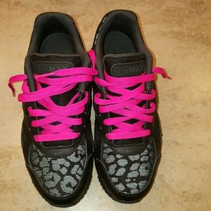 Airmax Nike reflects