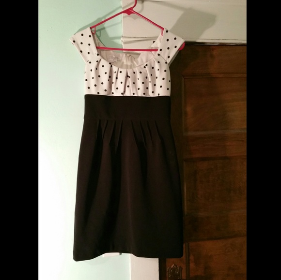 London Times size 6 petite polka dot dress
