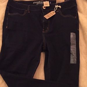 American eagle dark wash jegging crop pant