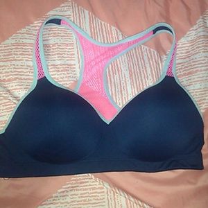 PINK yoga push-up bra