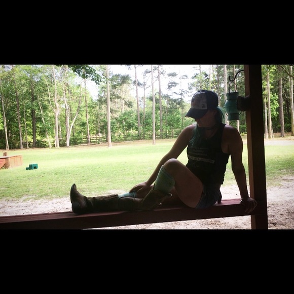 Meet your Posher, Momo - Picture 3 of 6