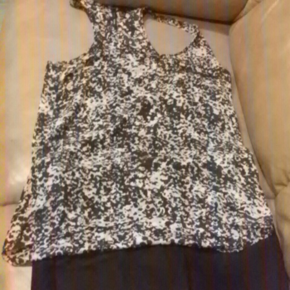 Nice going out outfit; price dropped