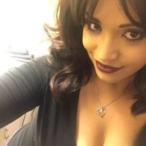 Meet your Posher, Debra