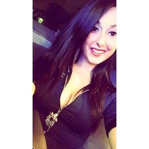 Meet your Posher, Alexis