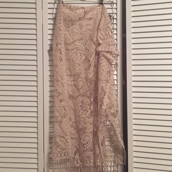 Lace scarf