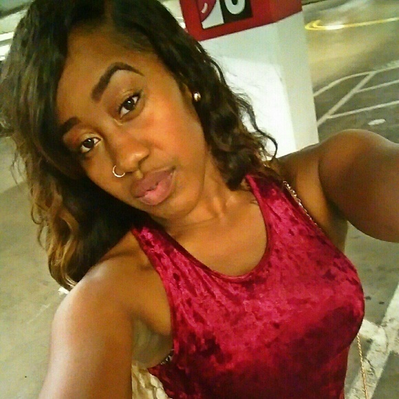 Meet your Posher, Bri - Picture 2 of 2