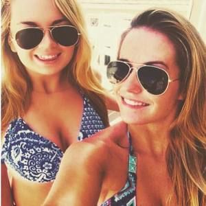 Meet your Posher, Casey