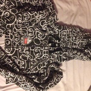 DC zip-up hoodie, black&white, size small