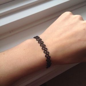Black tattoo chocker bracelet