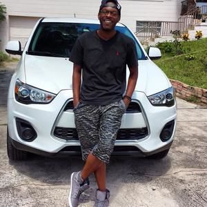 Meet your Posher, Edaniel