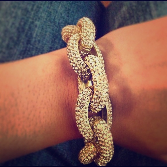 Large pave link bracelet