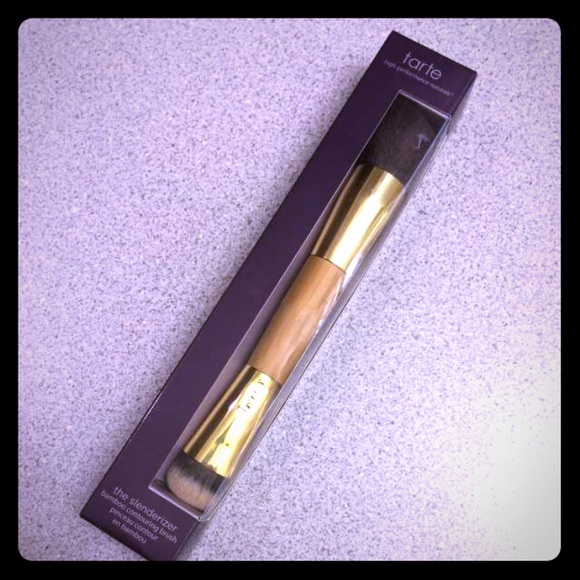 Tarte slenderizer contour brush and blender