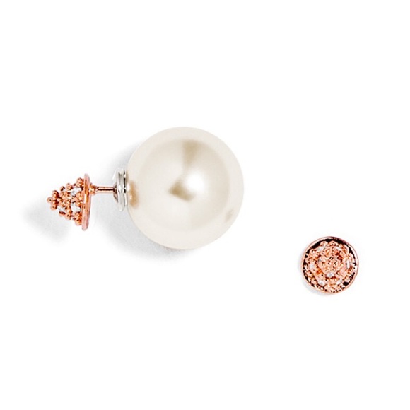 BaubleBar cone pearl 360 stud earrings