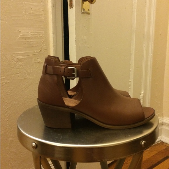 Madewell open toe sandals