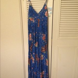 H&M artsy Maxi-dress