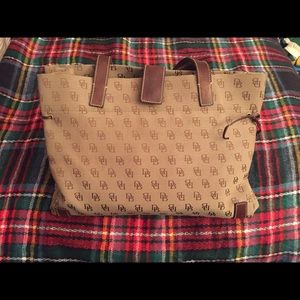 Classic Dooney & Bourke tote