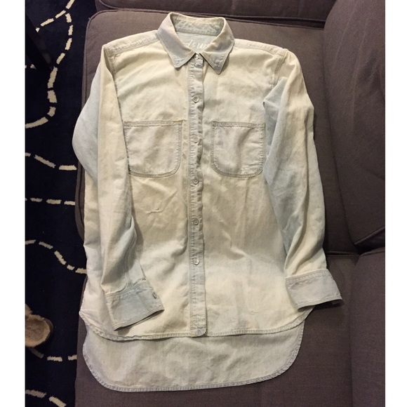 Madewell ex-boyfriend chambray shirt