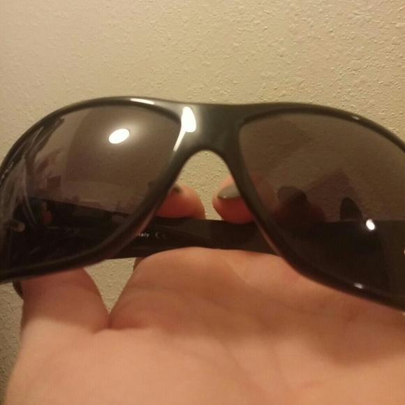 Prada Sunglasses - Picture 3 of 4