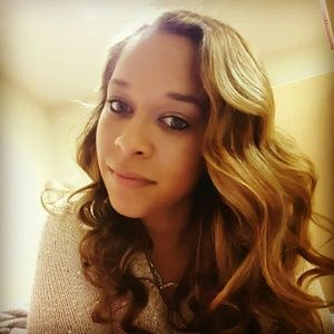 Meet your Posher, Vallari