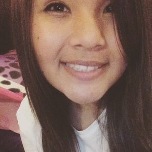 Meet your Posher, Caroline