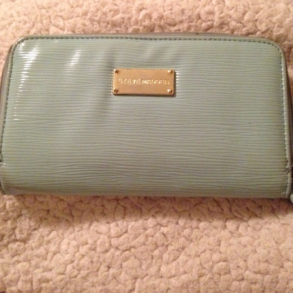 Steve Madden wallet