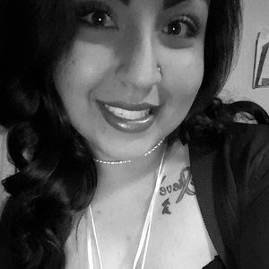 Meet your Posher, Selena