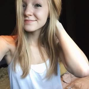 Meet your Posher, Abigail