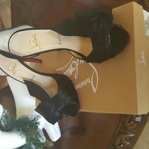 AUTHENTIC CHRISTIAN LOUBOUTIN