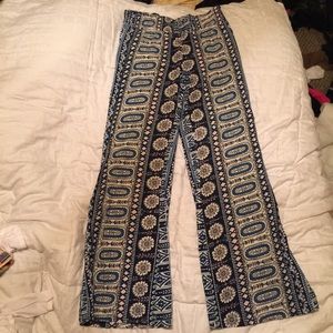 Patterned pants