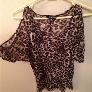 Shirt from forever 21 with shoulder slits