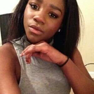 Meet your Posher, Myra