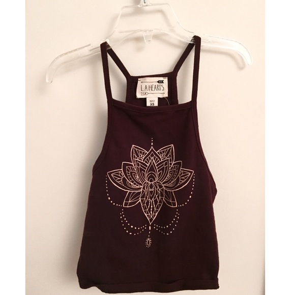Cropped Pacsun halter top with cute design