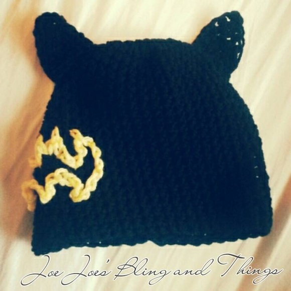 Winter Hats made by my daughter. - Picture 3 of 3