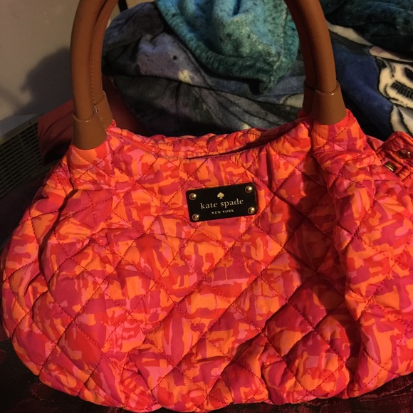 💙Authentic Kate Spade pink/orange swirl purse.
