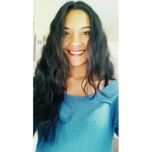 Meet your Posher, Daniela
