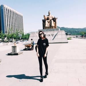 Meet your Posher, Isabel