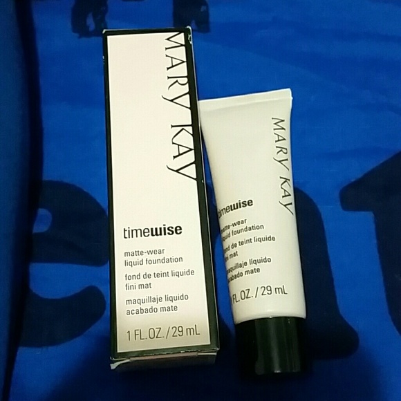 Mary Kay liquid Foundation