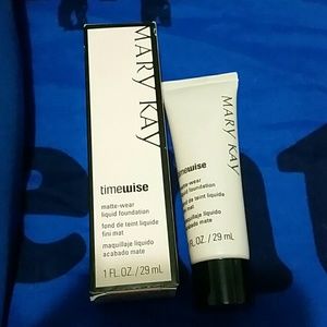 Mary Kay liquid Foundation