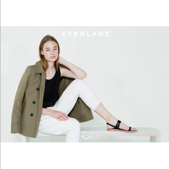 Everlane Swing Trench in Olive Color