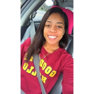 Meet your Posher, Jonique