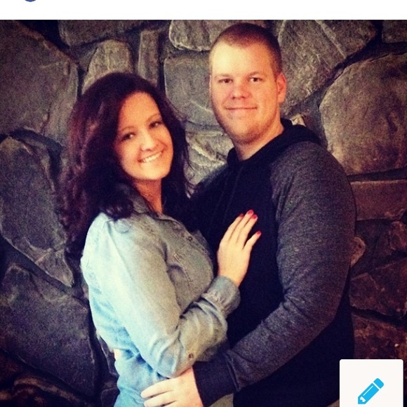 Meet your Posher, Ayrica