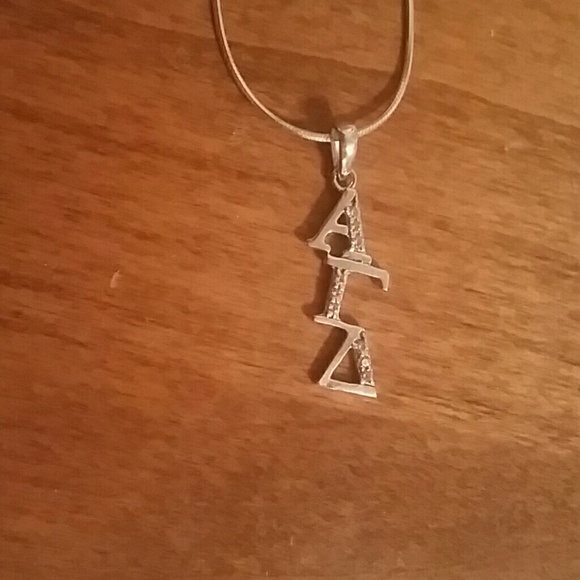 Alpha Gamma Delta Lavaliere